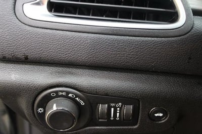 2015 Chrysler 200 LX