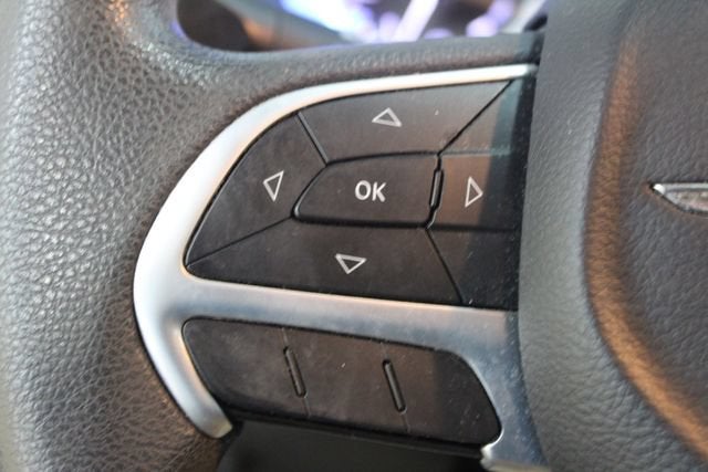 2015 Chrysler 200 LX