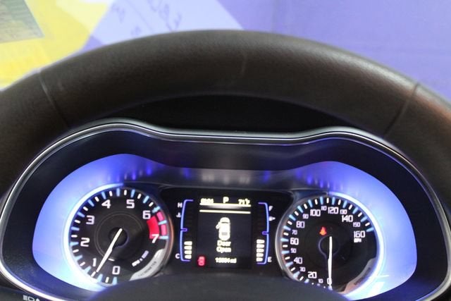 2015 Chrysler 200 LX