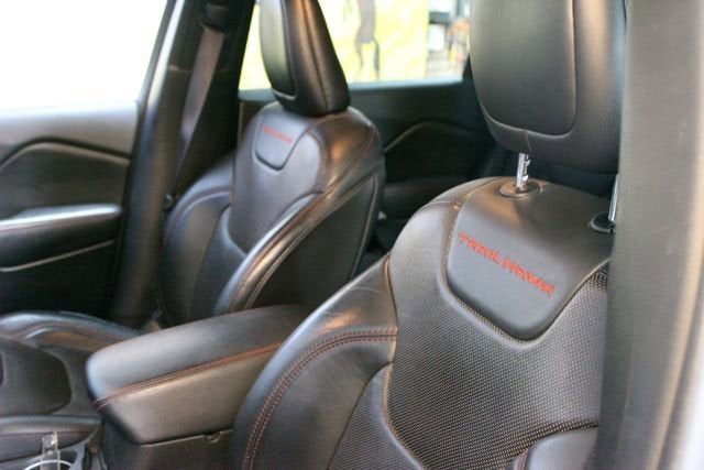 2017 Jeep Cherokee L Plus Pkg