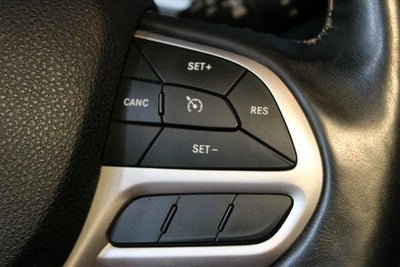 2017 Jeep Cherokee L Plus Pkg