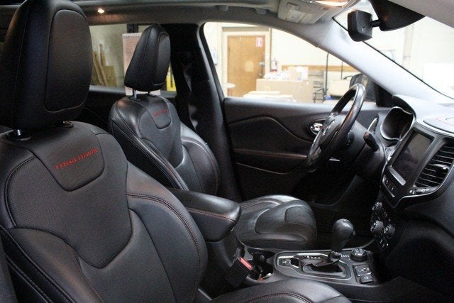 2020 Jeep Cherokee Trailhawk