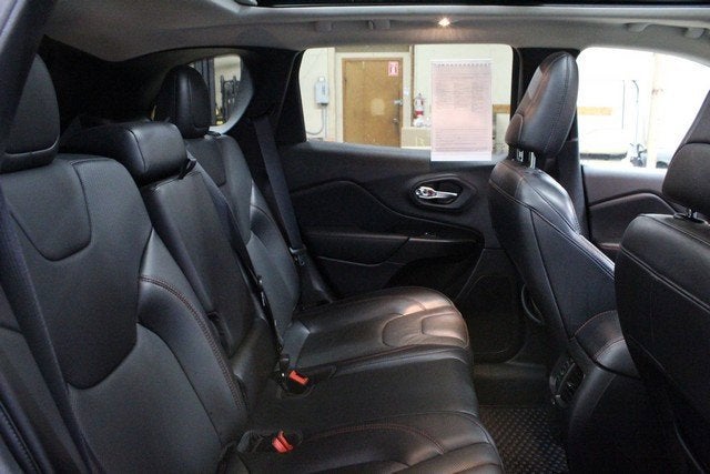 2020 Jeep Cherokee Trailhawk