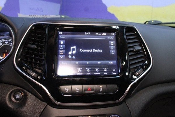 2019 Jeep Cherokee Overland