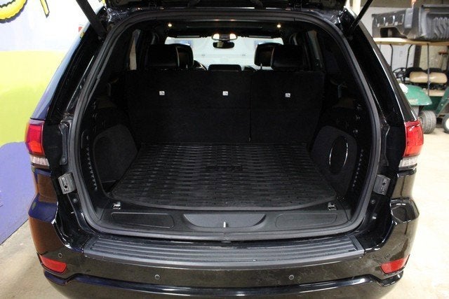 2020 Jeep Grand Cherokee Laredo