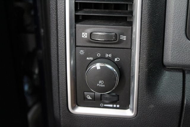 2018 RAM 1500 SLT