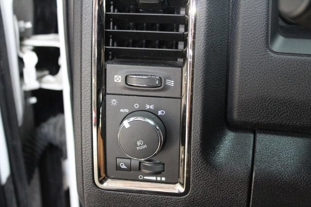 2018 RAM 1500 Sport