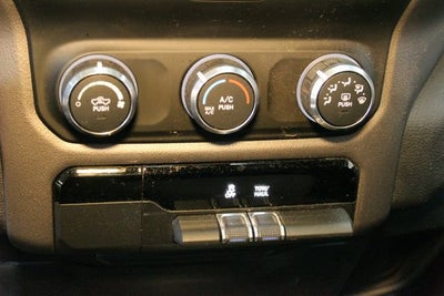 2019 RAM 1500 Big Horn/Lone Star Crew Cab 4x4 5'7" Box