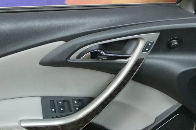 2016 Buick Verano Convenience 1
