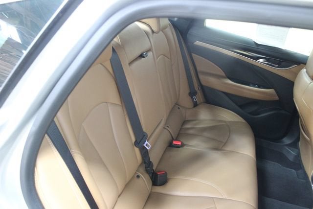 2017 Buick LaCrosse Essence