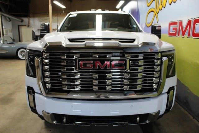 2026 GMC Sierra 3500 HD Denali DRW