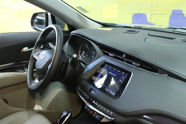 2022 Cadillac XT4 Luxury