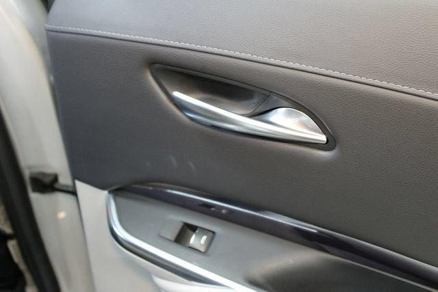 2022 Cadillac XT4 Luxury