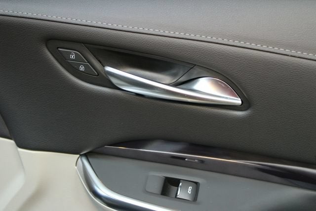 2022 Cadillac XT4 Luxury
