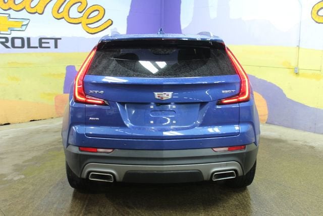 2023 Cadillac XT4 Premium Luxury