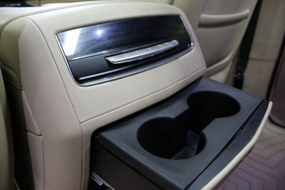 2022 Cadillac Escalade ESV Premium Luxury