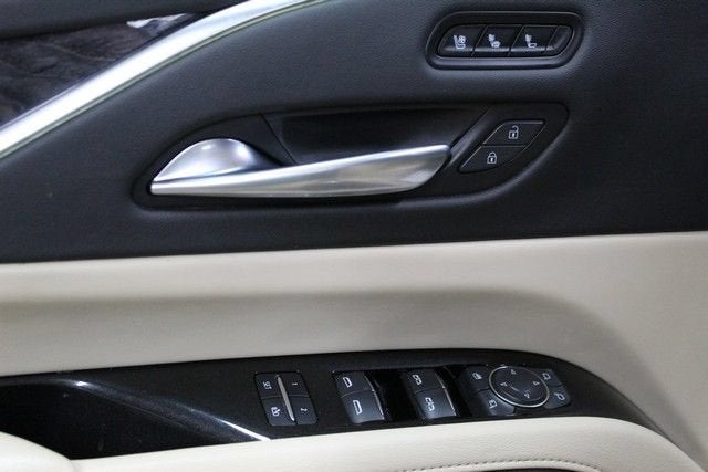 2022 Cadillac Escalade ESV Premium Luxury