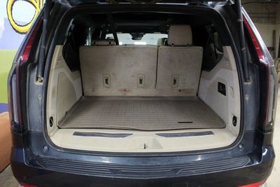2022 Cadillac Escalade ESV Premium Luxury