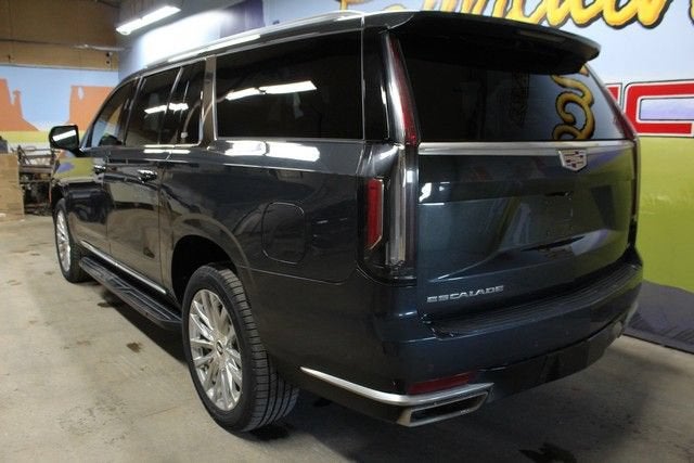 2022 Cadillac Escalade ESV Premium Luxury