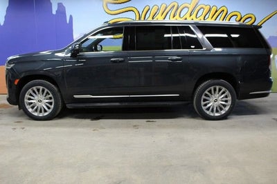 2022 Cadillac Escalade ESV Premium Luxury