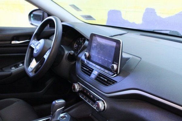 2021 Nissan Altima 2.5 SE