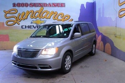 2016 Chrysler Town & Country Touring