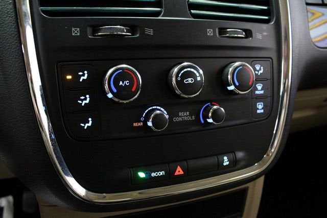 2015 Dodge Grand Caravan SE