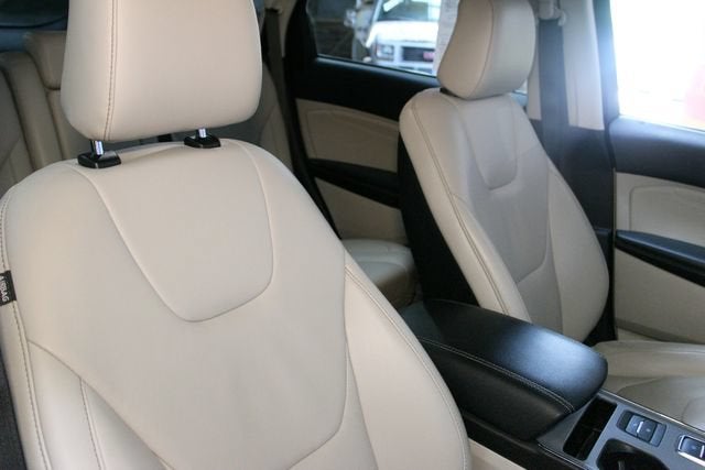2021 Ford Edge Titanium