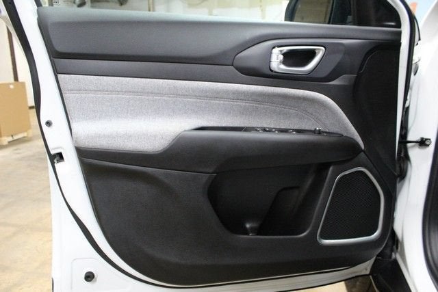 2023 Jeep Compass Latitude Lux FWD