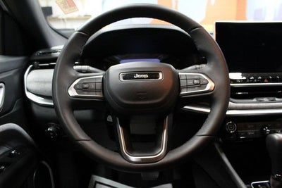 2023 Jeep Compass Latitude Lux FWD