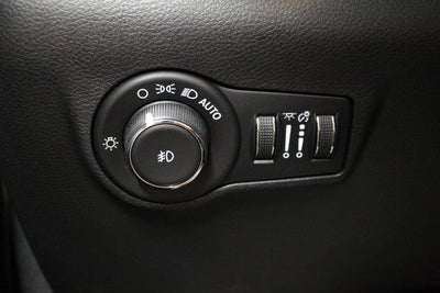 2023 Jeep Compass Latitude Lux FWD