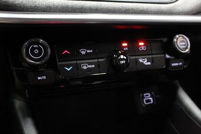2023 Jeep Compass Latitude Lux FWD