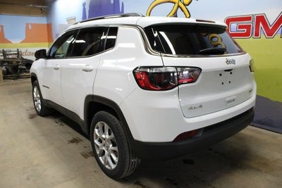 2023 Jeep Compass Latitude Lux FWD