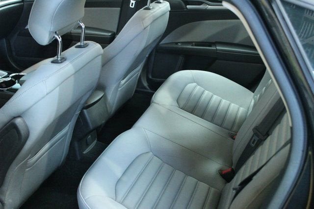 2014 Ford Fusion S