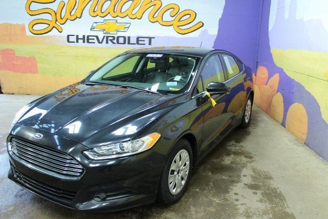 2014 Ford Fusion S