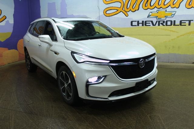 2022 Buick Enclave Essence