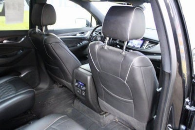 2022 Buick Enclave Avenir