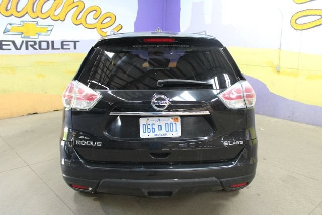 2016 Nissan Rogue SV