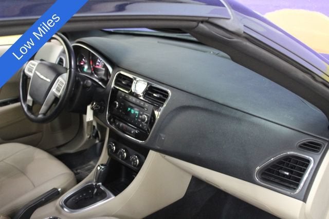 2012 Chrysler 200 Limited