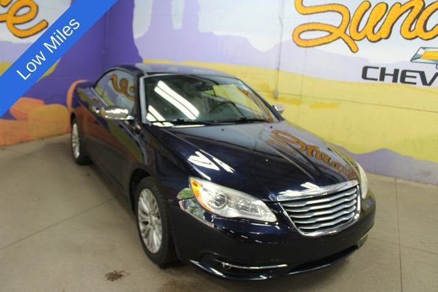 2012 Chrysler 200 Limited