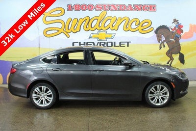 2016 Chrysler 200 Limited