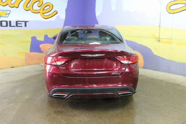2016 Chrysler 200 S