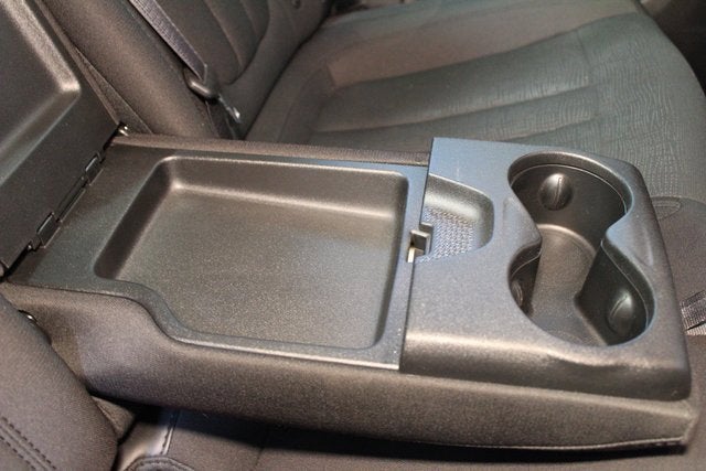 2016 Chrysler 200 LX