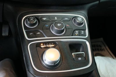 2016 Chrysler 200 LX