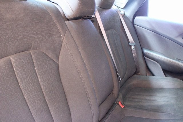 2016 Chrysler 200 LX