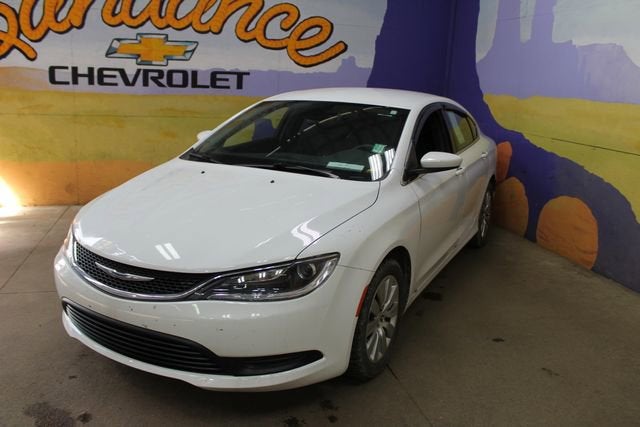2016 Chrysler 200 LX