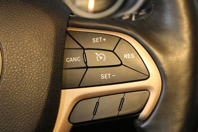 2017 Jeep Cherokee Sport