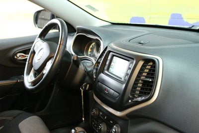 2014 Jeep Cherokee Sport