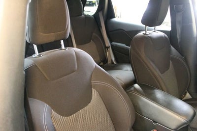 2019 Jeep Cherokee Sport