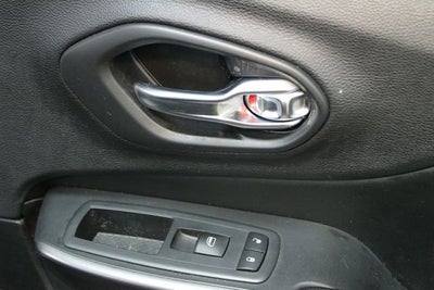 2019 Jeep Cherokee Sport